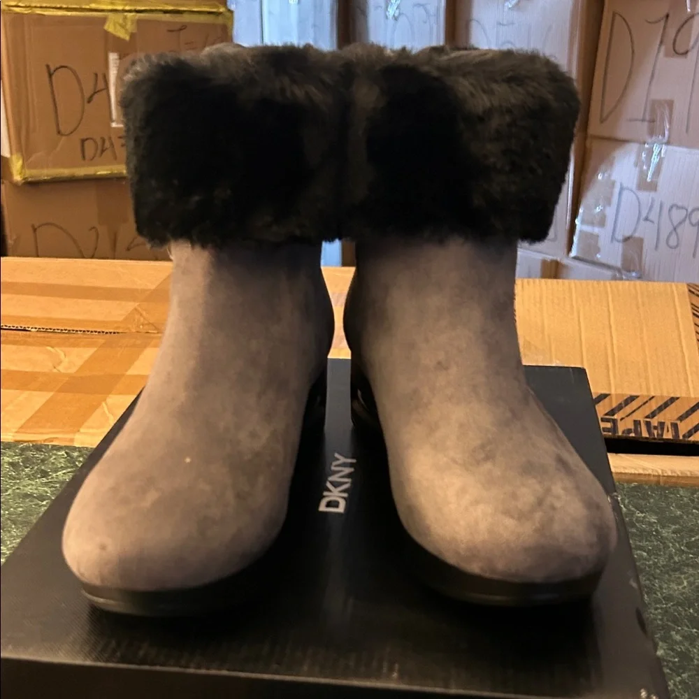 DKNY Women's Black and Gray Winter Boots with Faux Fur